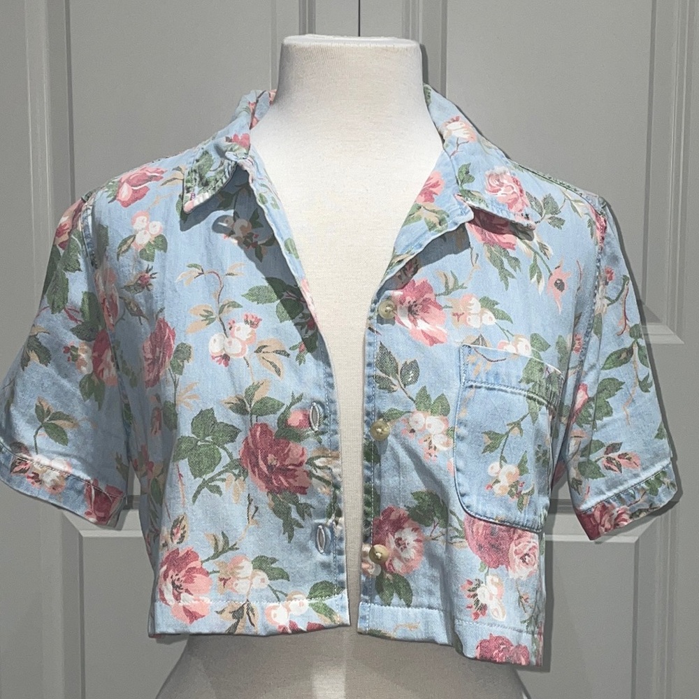 Vintage Gloria Vanderbilt Button Down